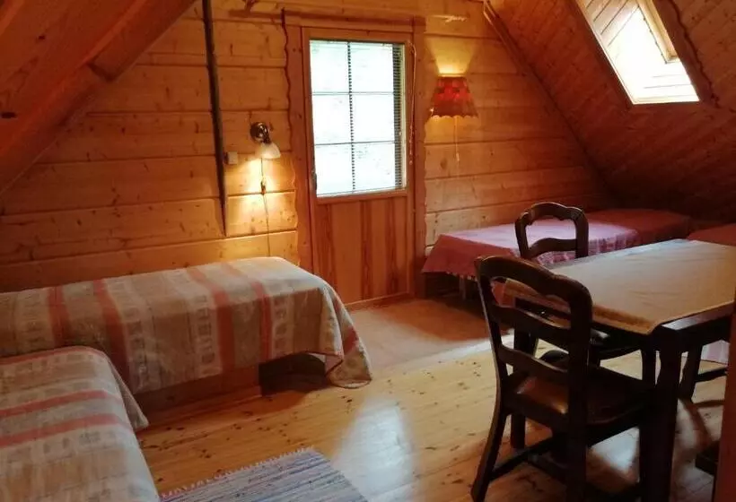Majatalo Tahkonhovi Golden Chalet