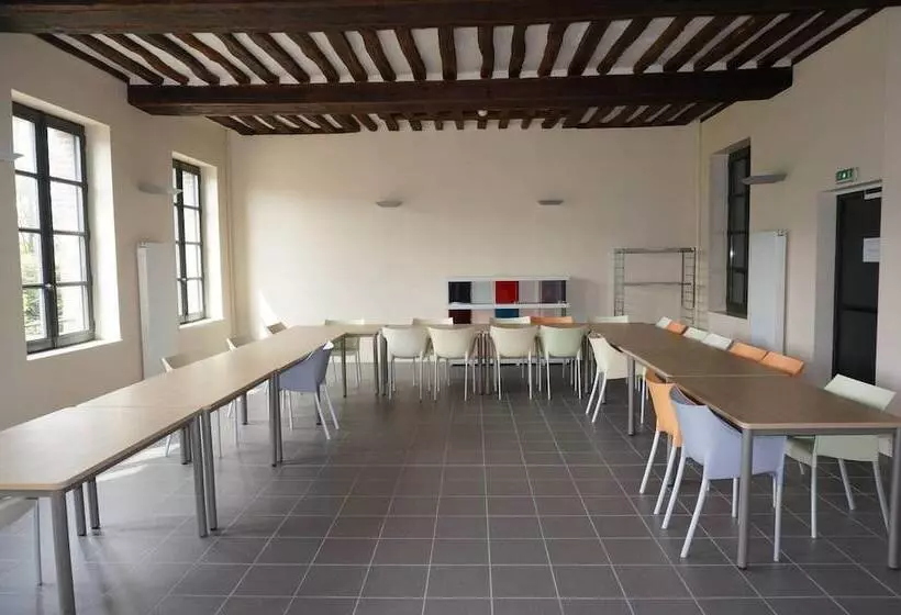 Auberge De Jeunesse Hi Rouen