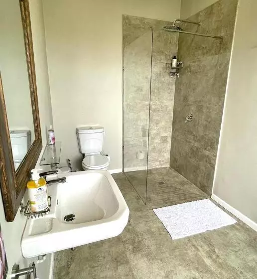 ベッドアンドブレックファースト The Gregory