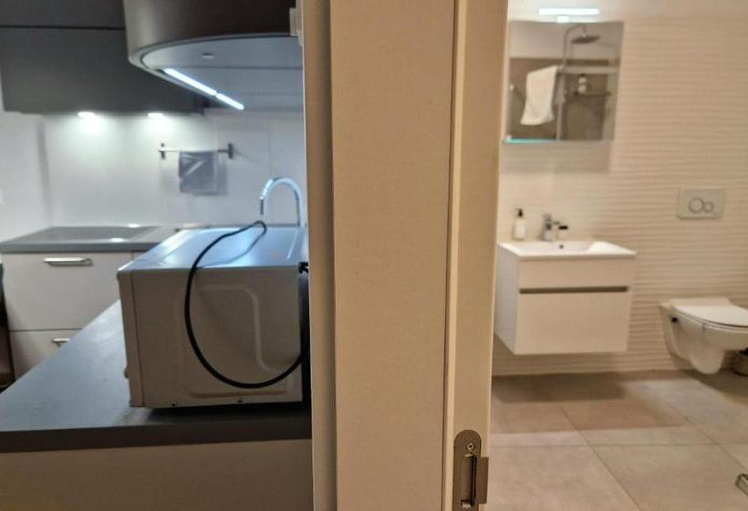 Bed & Breakfast Rezidenca Pipanova