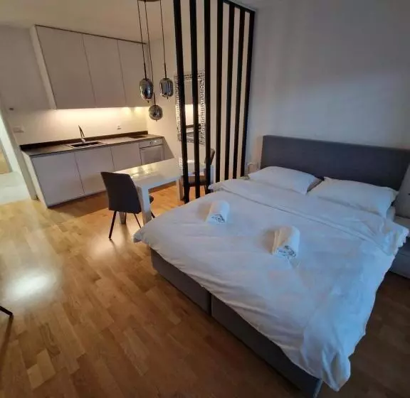 Bed & Breakfast Rezidenca Pipanova