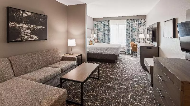 ホテル Best Western Plus Lawrenceburg