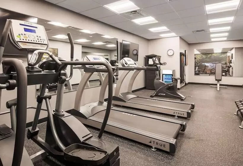 ホテル Best Western Plus Lawrenceburg