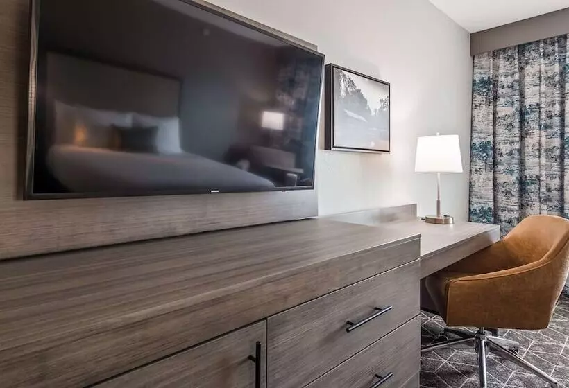 ホテル Best Western Plus Lawrenceburg