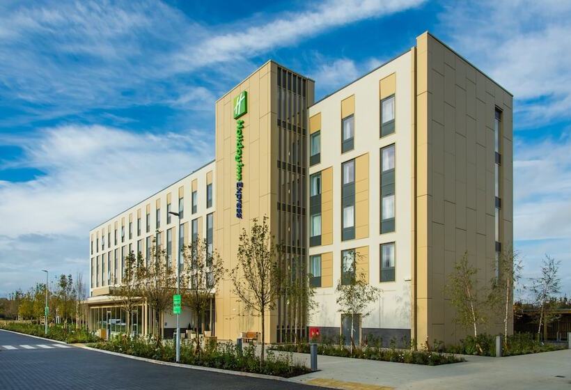 فندق Holiday Inn Express   Bicester, An Ihg