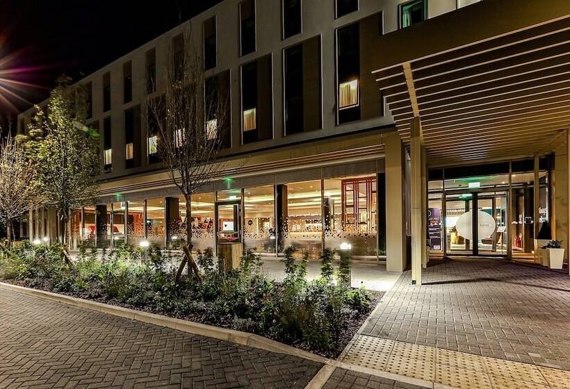 فندق Holiday Inn Express   Bicester, An Ihg
