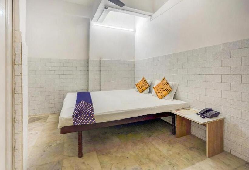 هتل Spot On 67422 Umiya Galaxy