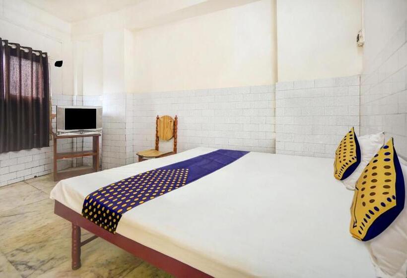 هتل Spot On 67422 Umiya Galaxy