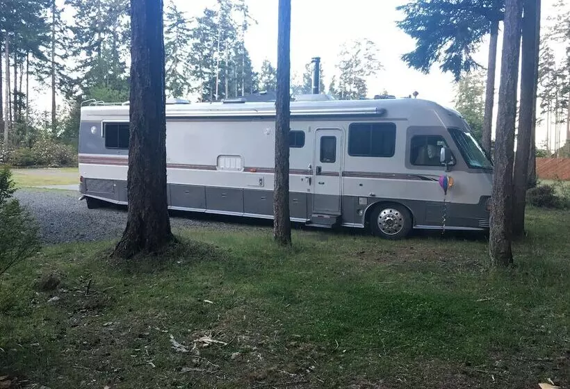 Hotelli The Great Escape Shirley With Hot Tub