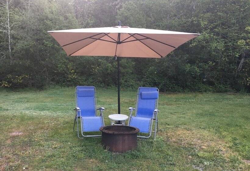 فندق The Great Escape Shirley With Hot Tub