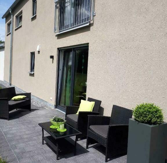 Отель Weinlodge Am Geissberg