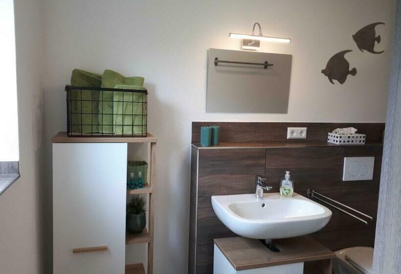 Отель Weinlodge Am Geissberg