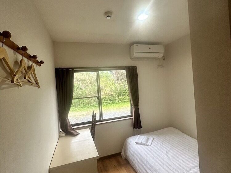 בית מלון כפרי Yakushima Guesthouse Suginoko