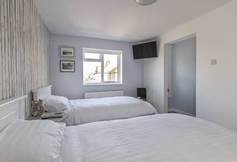 The Sleepinn Hare B&b