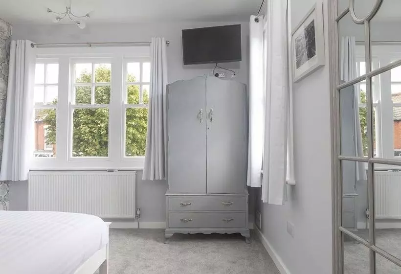 The Sleepinn Hare B&b