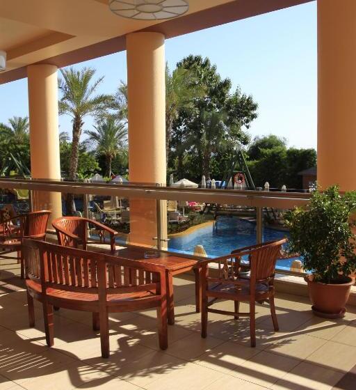 בית מלון כפרי Aqi Pegasos Royal