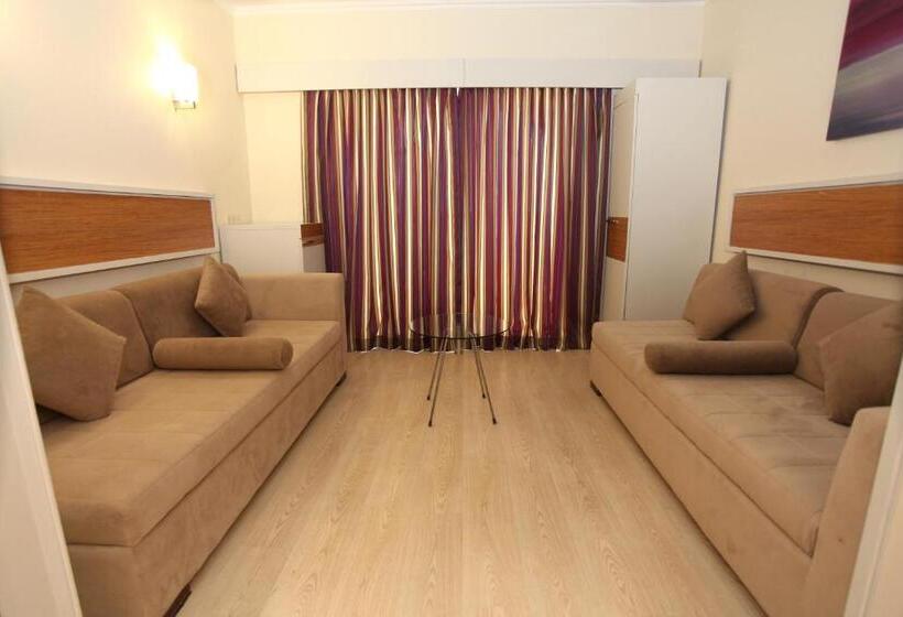 בית מלון כפרי Aqi Pegasos Royal