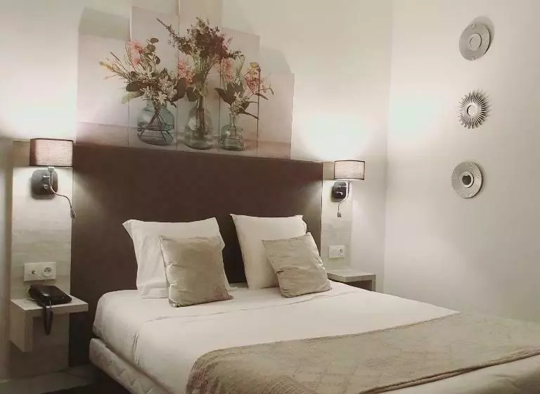 Hotelli Hôtel L Alsace Gare Sncf