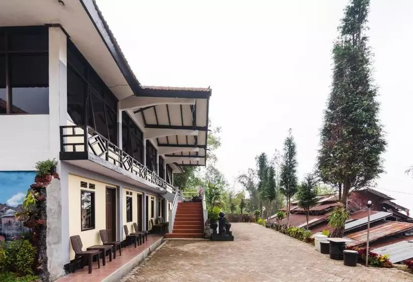 ホテル Oyo 1852 Intan Bromo Residence
