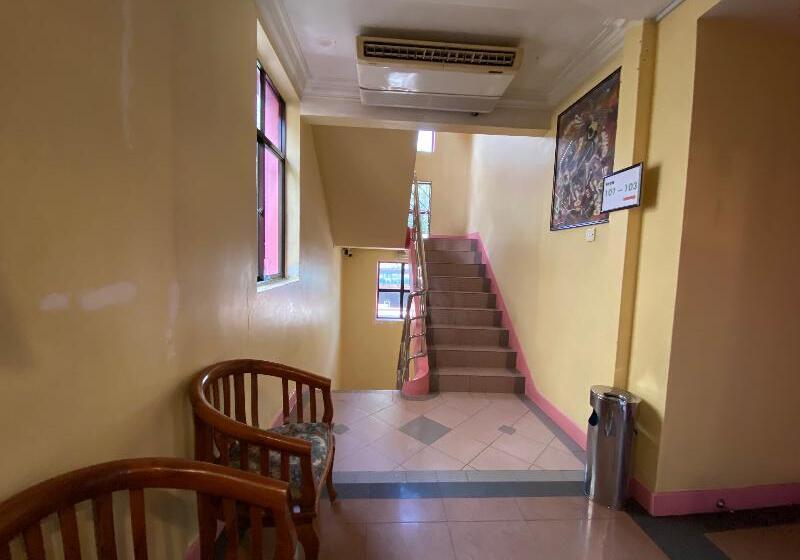 Hotel Oyo 89958  Umimas