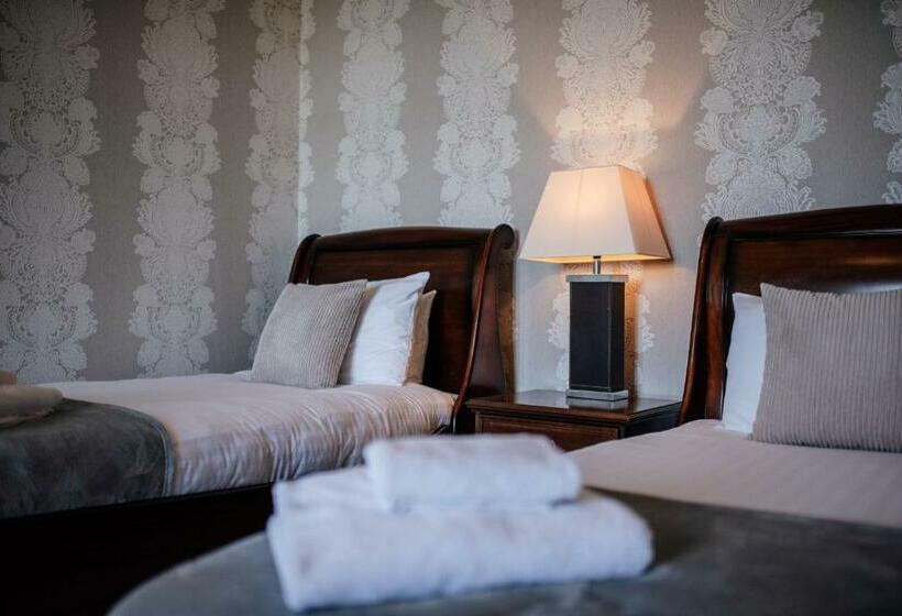 Отель Rushpool Hall