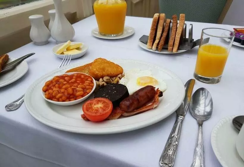 Hotelli Rushpool Hall