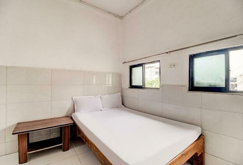 Hotel Spot On 47942 Sargam Lodging And Boarding