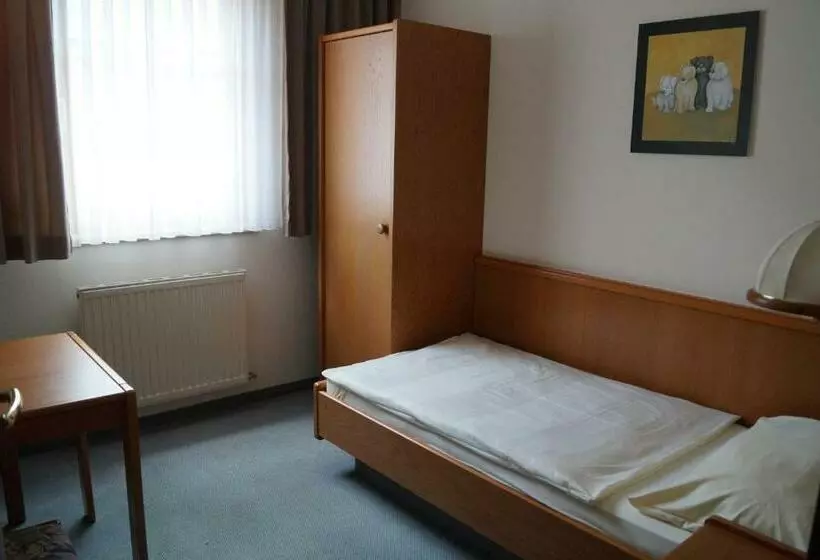 Majatalo Gasthof Zum Hirschen