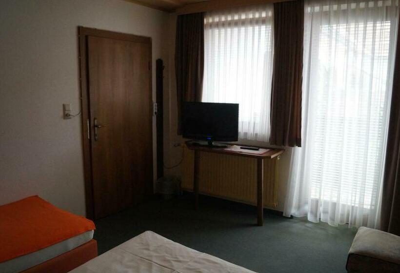 Пансион Gasthof Zum Hirschen