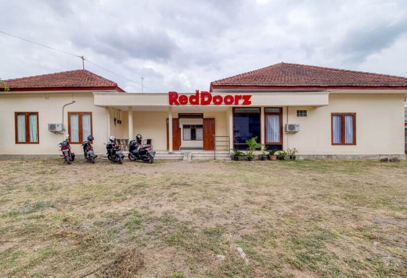 פנסיון Reddoorz Near Universitas Gajah Mada