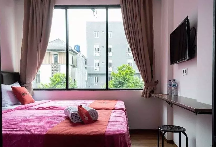 ペンション Reddoorz Plus Near Ice Bsd 2