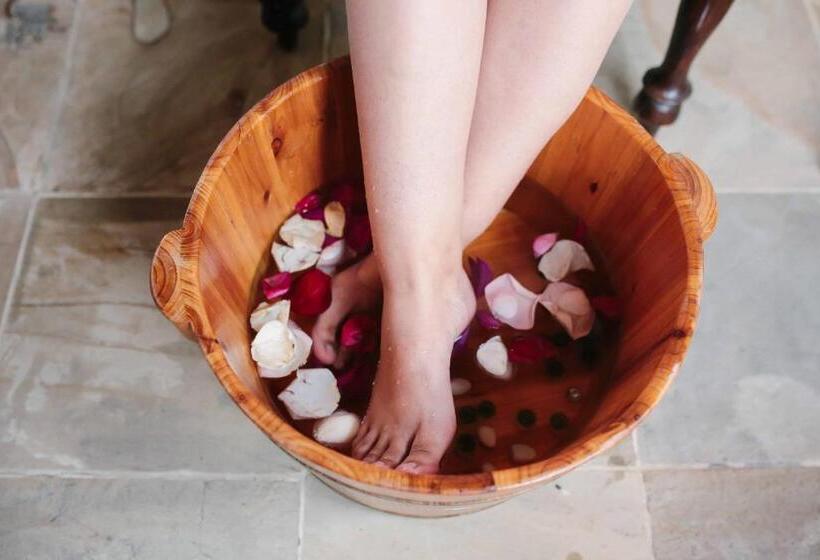 Ancasa By Ambassadors Suite