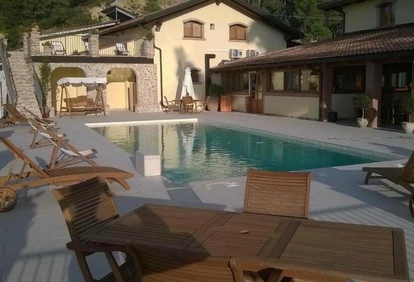 Отель Agriturismo La Pigna