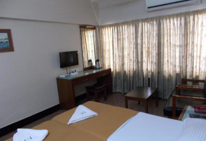 בית מלון כפרי Biju's Tourist Home