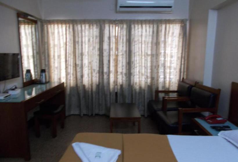 בית מלון כפרי Biju's Tourist Home