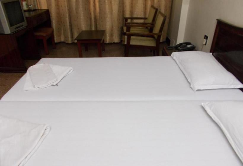 בית מלון כפרי Biju's Tourist Home