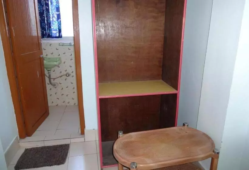 هتل Lalaji Bayview