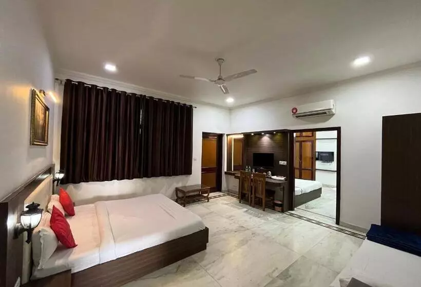 ホテル Marc Royal