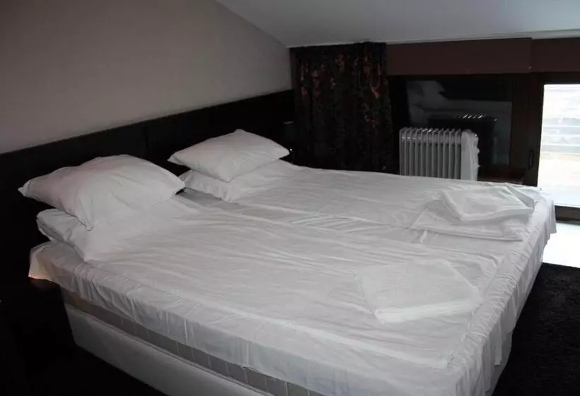 هتل Saint Sofia Guest House къща за гости