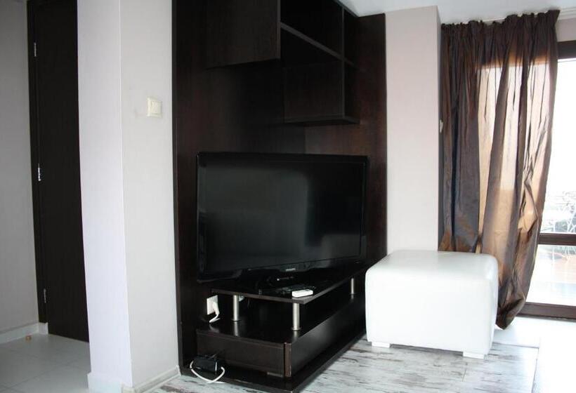 Szálloda Saint Sofia Guest House къща за гости