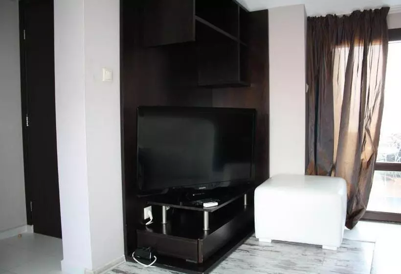 هتل Saint Sofia Guest House къща за гости