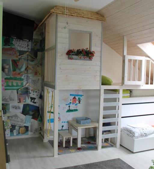 پانسیون Viesu Nams Amrai