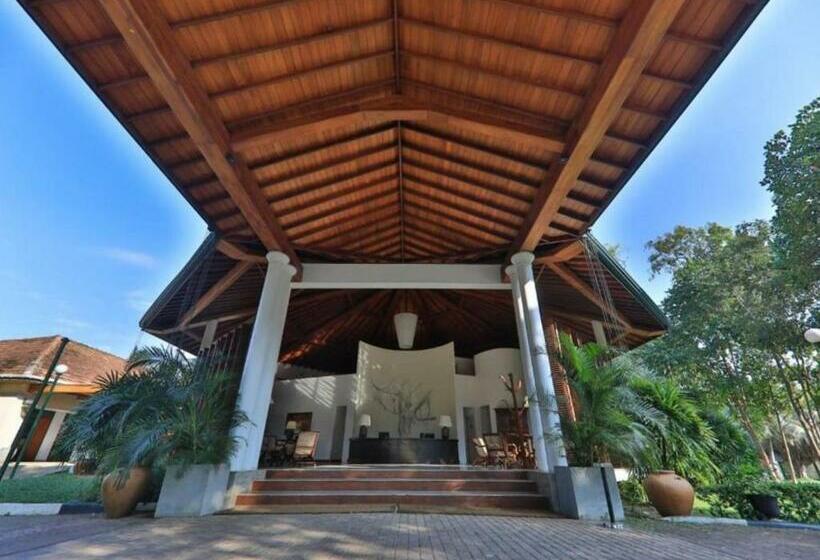 Tamarind Tree Garden Resort   Katunayake