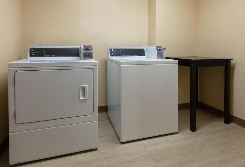 酒店 Days Inn & Suites By Wyndham Florence/jackson Area