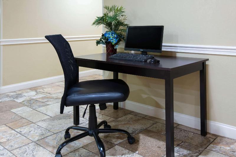 酒店 Days Inn & Suites By Wyndham Florence/jackson Area