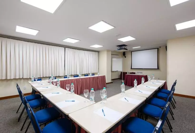 ホテル Slaviero Vitória