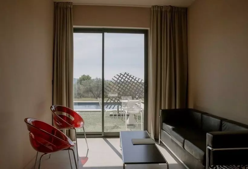 ホテル Hôtel Auberge La Fenière  Les Collectionneurs