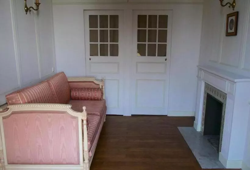 ホテル Chateau De La Foltière