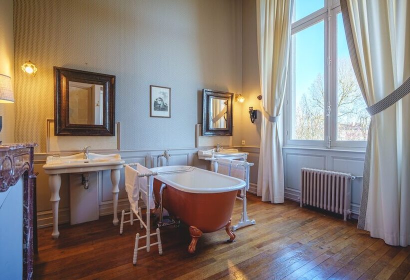 فندق Château La Comtesse De Loire & Spa