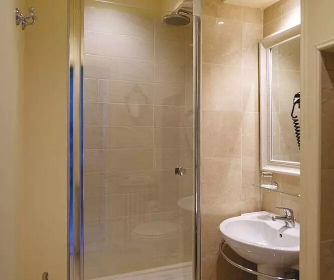 Отель Château La Comtesse De Loire & Spa